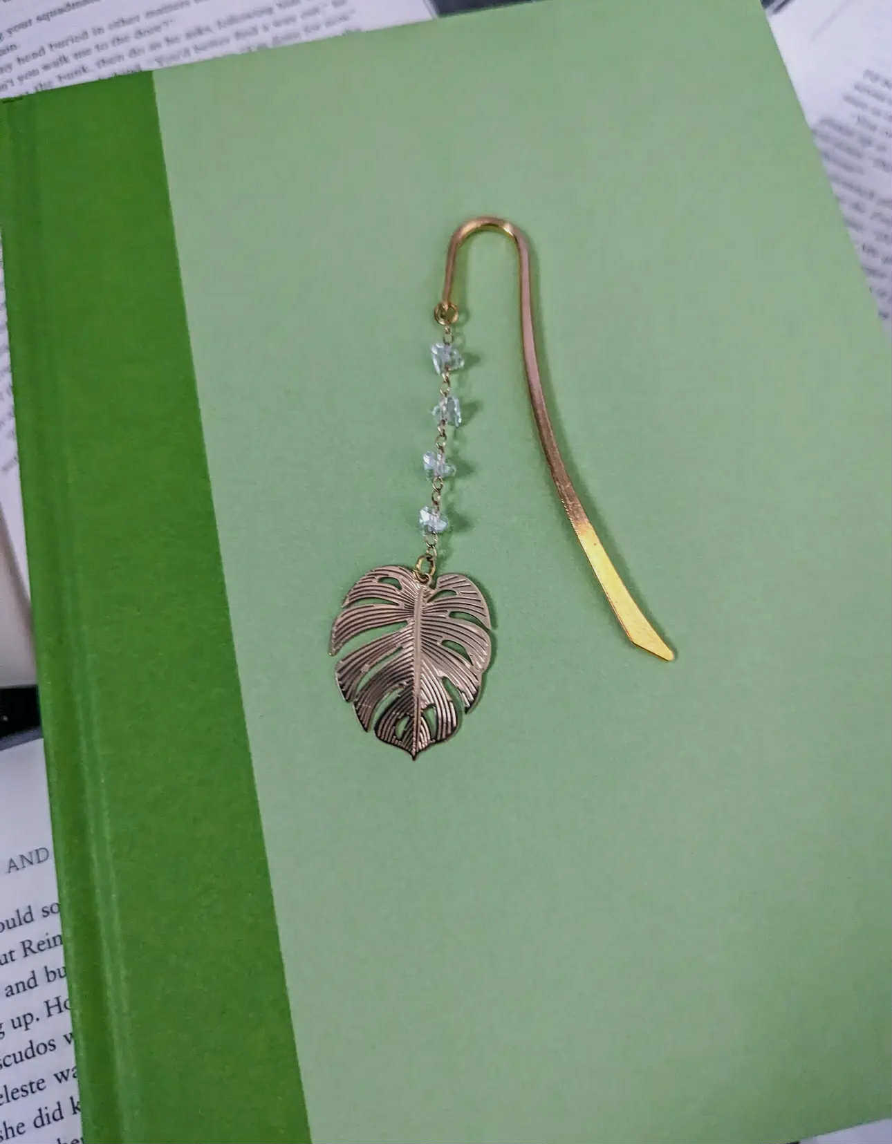 Gold Metal Monstera Leaf Charm Bookmark