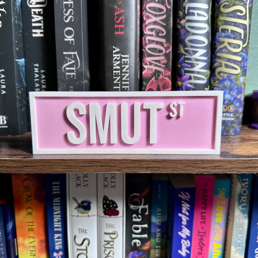 Smut Street Sign
